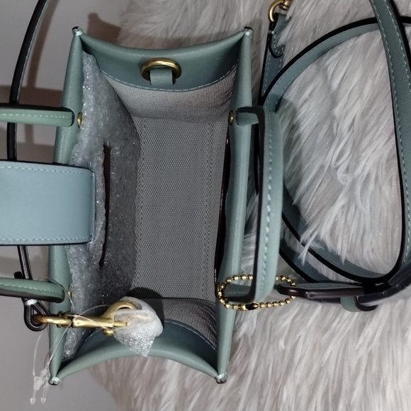 💥Host Pick💥 NEW Coach Mini Cashin Tote Bag - Picture 7 of 11